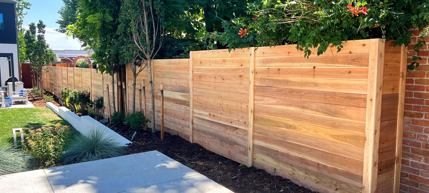 modern_horizontal_wood_plank_privacy_fence_denver
