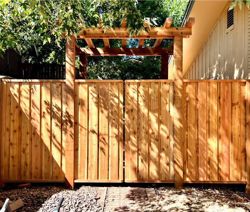 vintage_wood_arbor_fence_gate_design_denver_colorado Custom design wood arbor fence gate in Lakewood, Colorado near Green Mountain